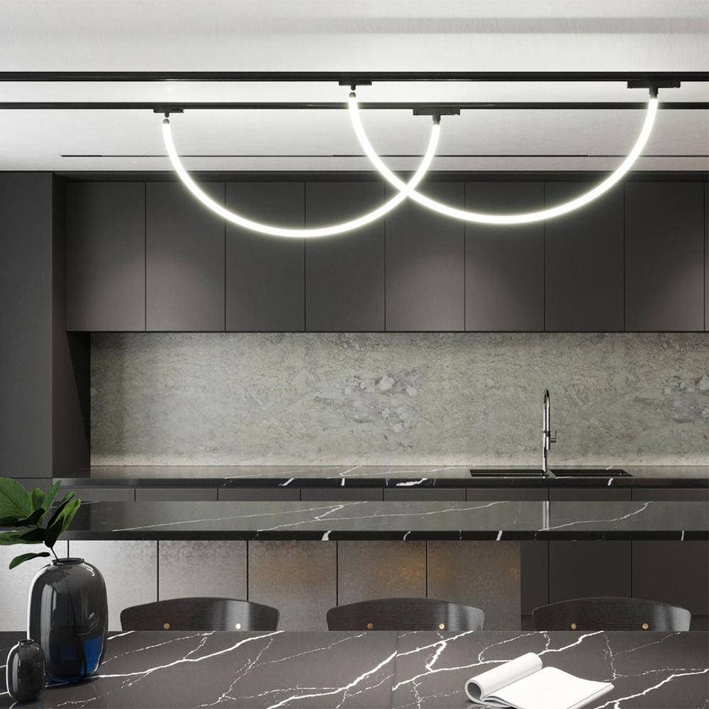 359134 KONST NT23 072 черный Адаптер/держатель для однофазного двухжильного трека без токопровода для арт. 359128-359133 IP20 RAMO