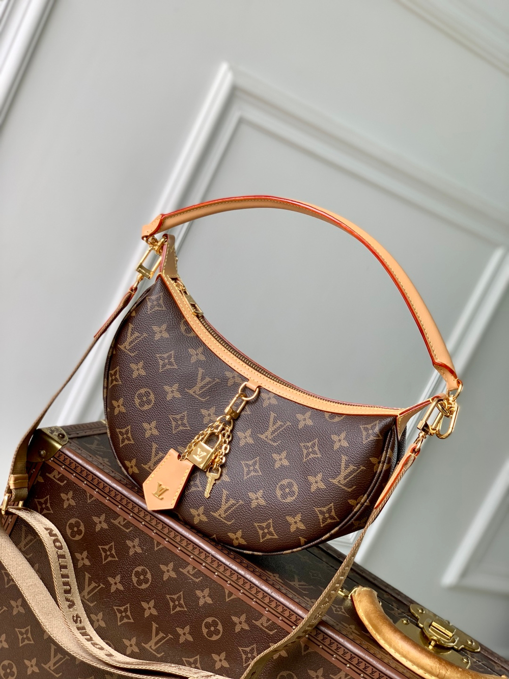 Louis Vuitton Looping Bag