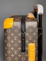 Чемодан Louis Vuitton, арт. 702278