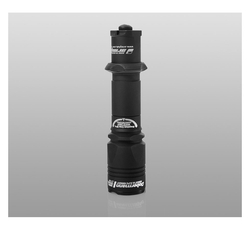 Фонарь тактический Armytek Dobermann XP-L HI Теплый, 977 лм, 1x18650 или 2xCR123A