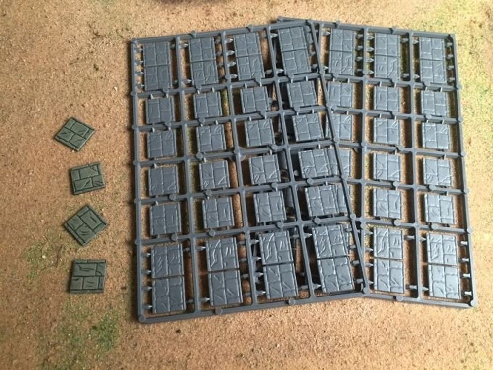 Base34  20mm Square Paved Effect Plastic Bases