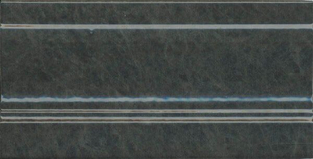 Плинтус Стемма FMD027 зеленый темный