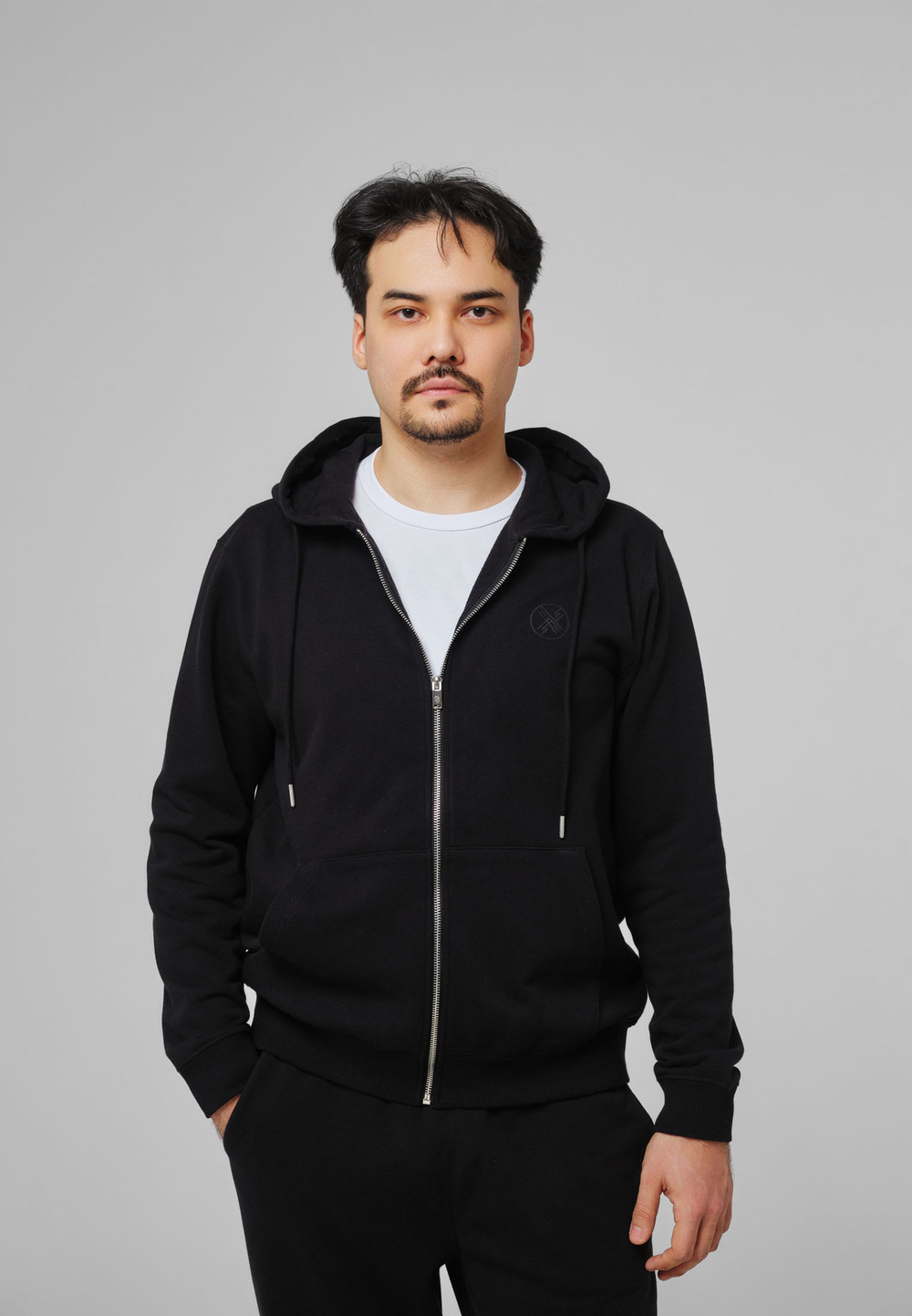 Костюм спортивный на замке ARGYMAQ BLACK