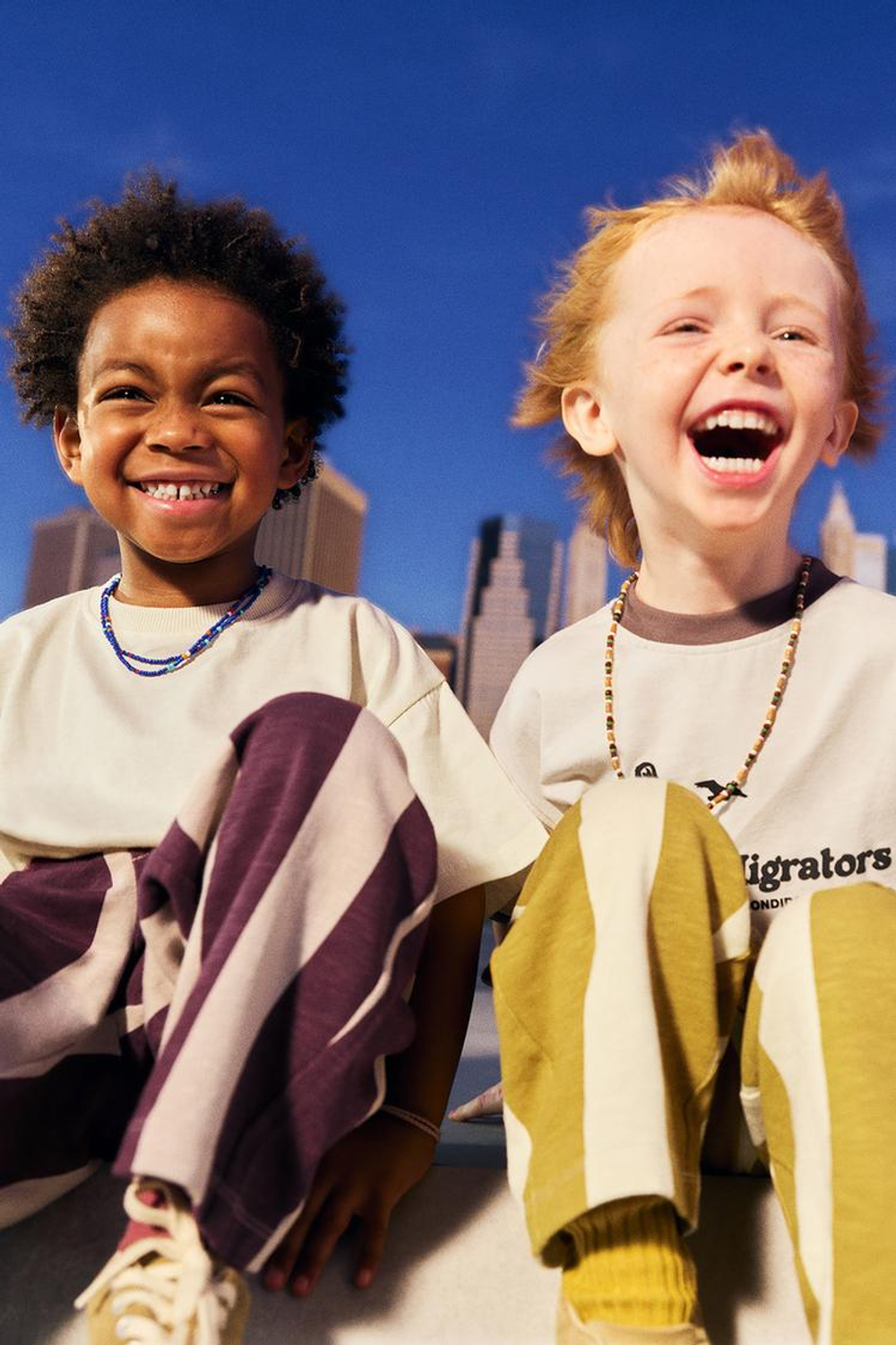 ZARA ФУТБОЛКА С ПРИНТОМ «ВОЛНЫ», СВЕТЛО-КОРИЧНЕВЫЙ