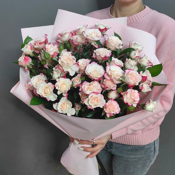 Букет из 9 кустовых роз сорта "Reflex"