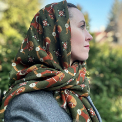 Шаль 120*120см, ЛОШАДКИ на зелёном