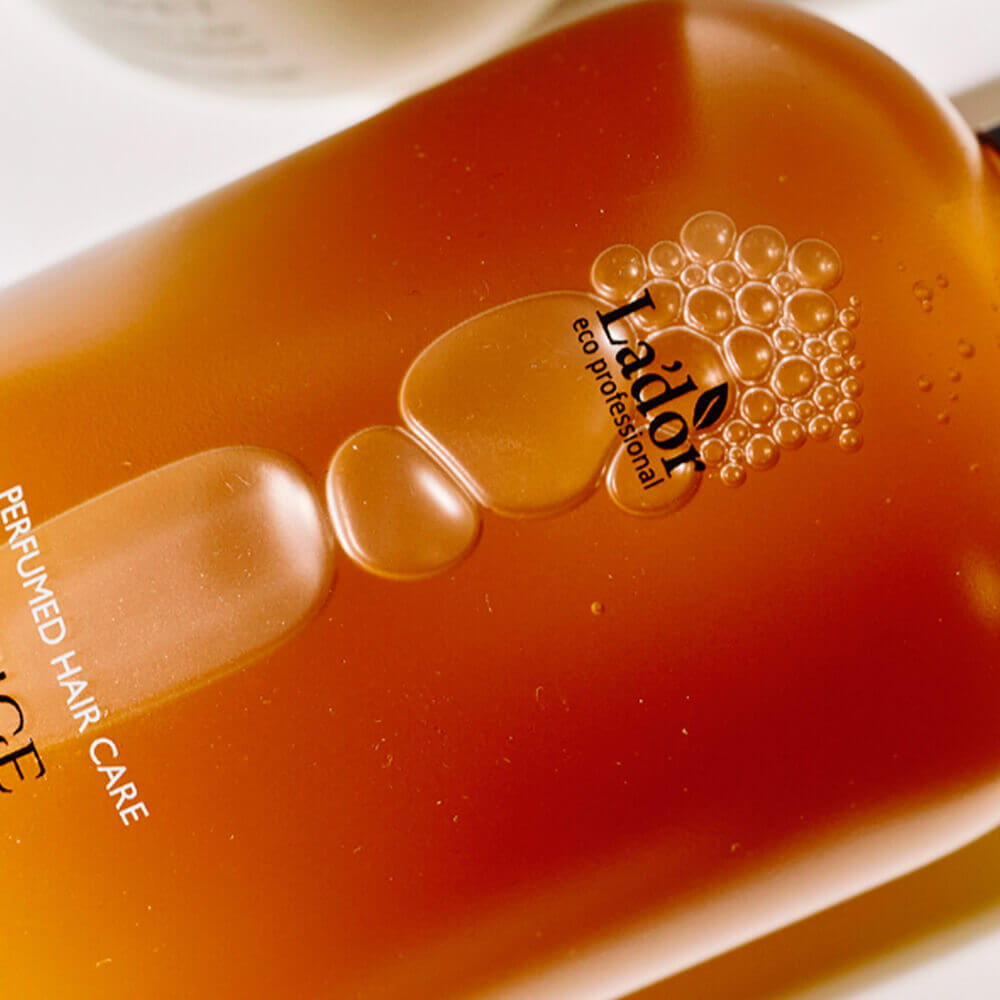 Парфюмированный шампунь для волос с кератином Lador Keratin LPP Shampoo Feige