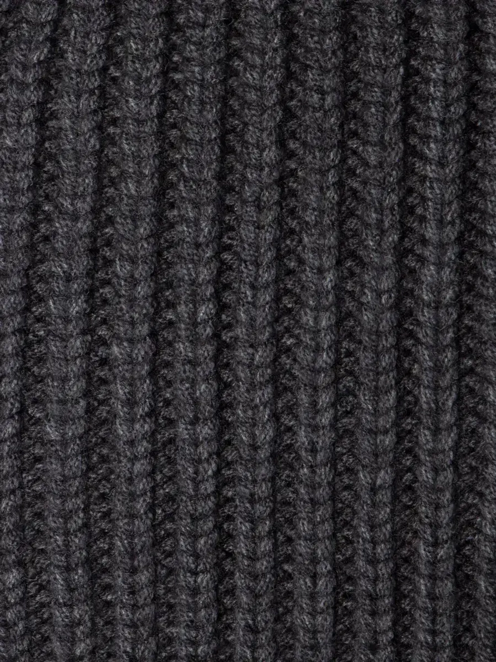 Шапка вязаная женская на осень