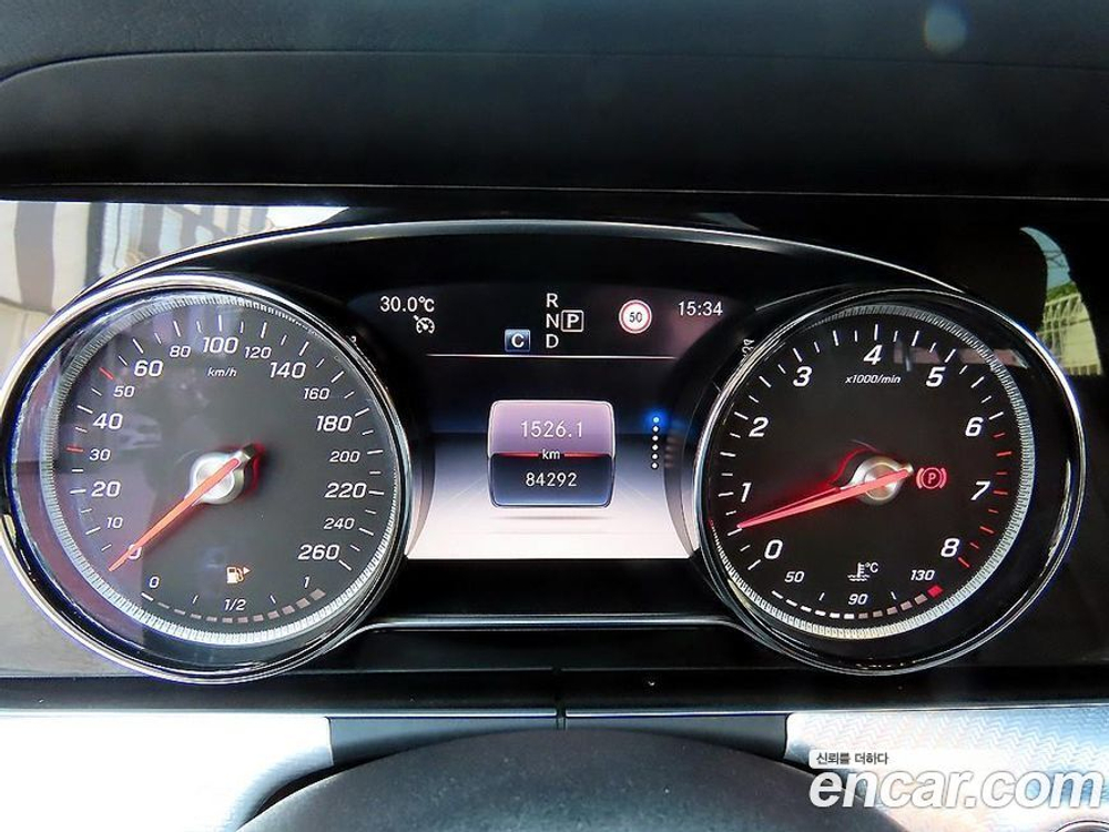 Mercedes-Benz E-Class W213 E250 Avangarde (12.2019)