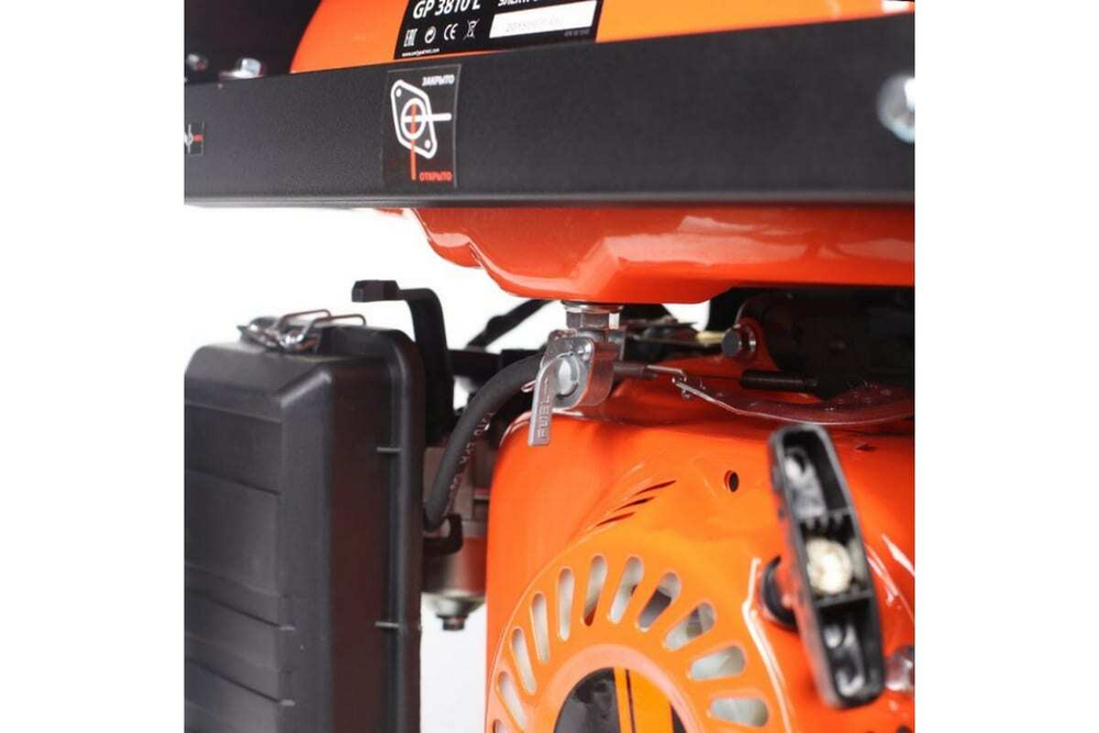 Бензиновый генератор Patriot GP 3810L 474101545