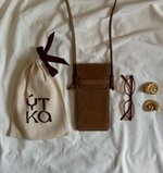 ROW (мини-сумка для телефона) шоколадная из замши