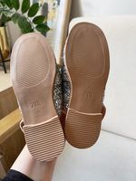 Босоножки Zara