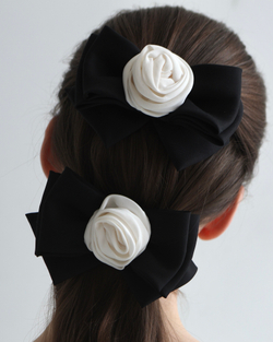 Бант с белой розой S