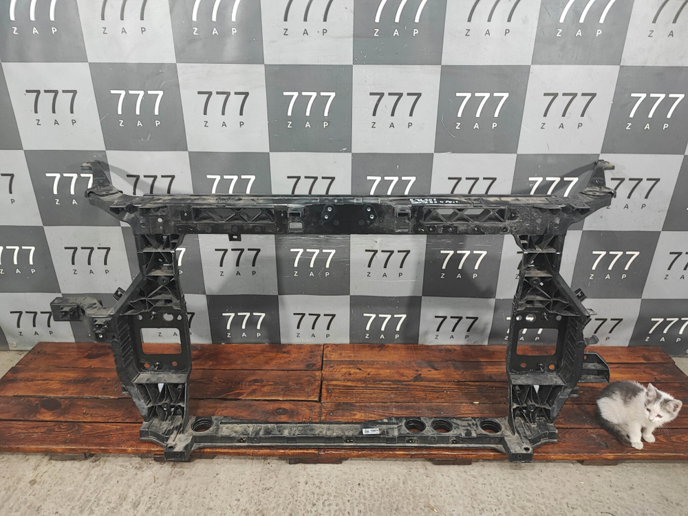 Панель передняя Hyundai Santa Fe 4 (TM) 20-нв Б/У Оригинал 64101S1500