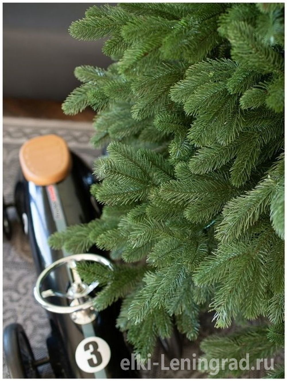 Искусственная ель «Барнелло» (Литая хвоя) 240 см / 2.4 м