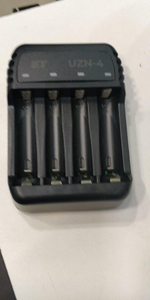 Зарядное устройство  ET UZN-4