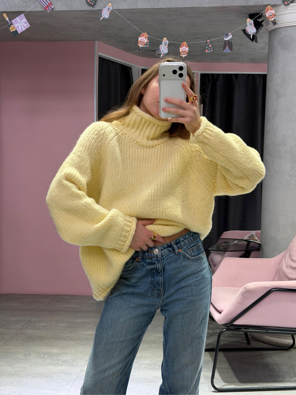 Свитер с горлом Candy сливочное масло