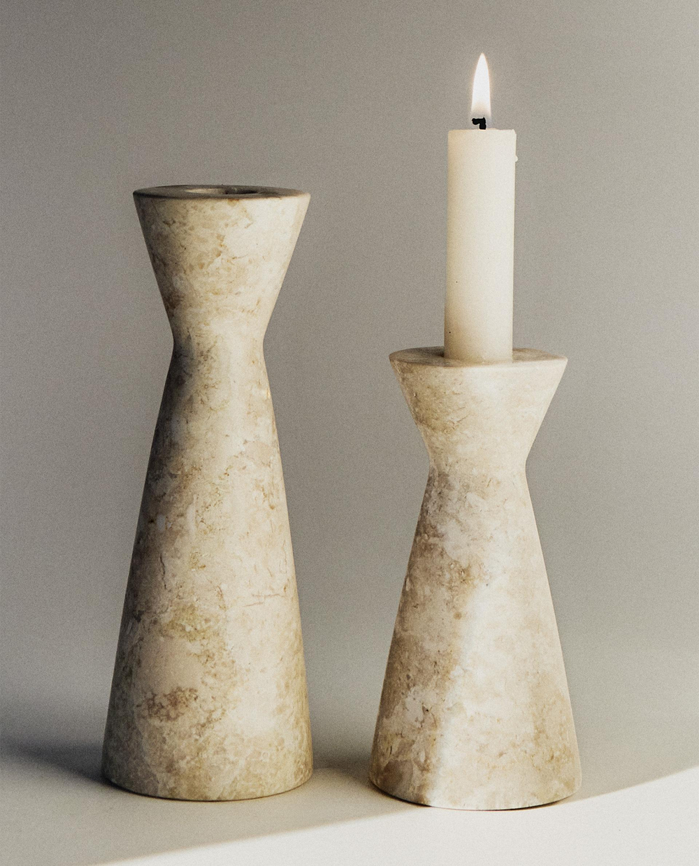 Zara Home Подсвечник из мрамора, цвет бежевый, 14 см