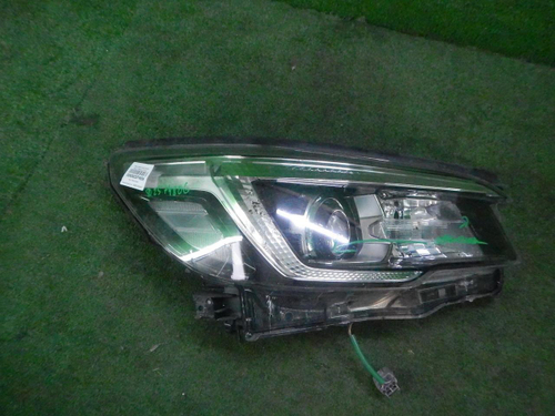 Битая Фара правая Subaru Forester 5 SK (2018-2021) LED