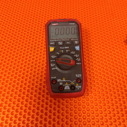 Цифровой мультиметр UNI-T UT61B+