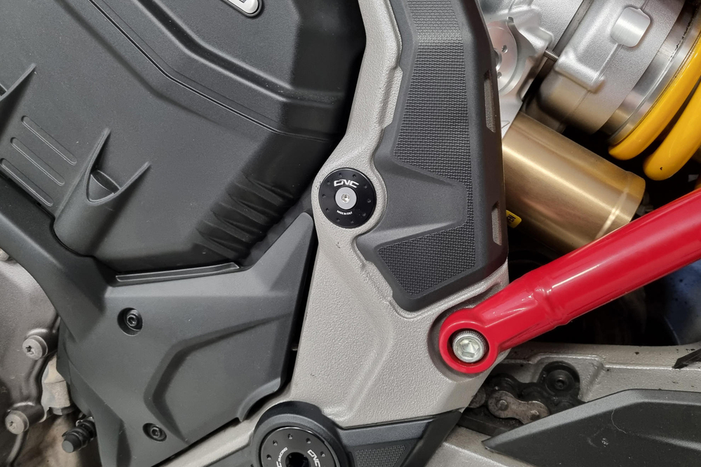 CNC Racing Заглушки в раму Ducati Multistrada V4 (Комплект 2шт) TT371