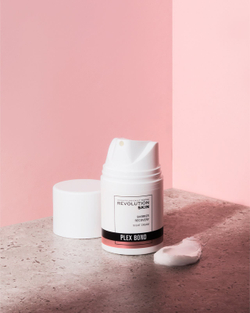 Revolution Skincare Plex Bond Barrier Recovery - регенерирующий ночной крем, обновляющий защитный барьер кожи /   50  ml  / GTIN 5057566651950