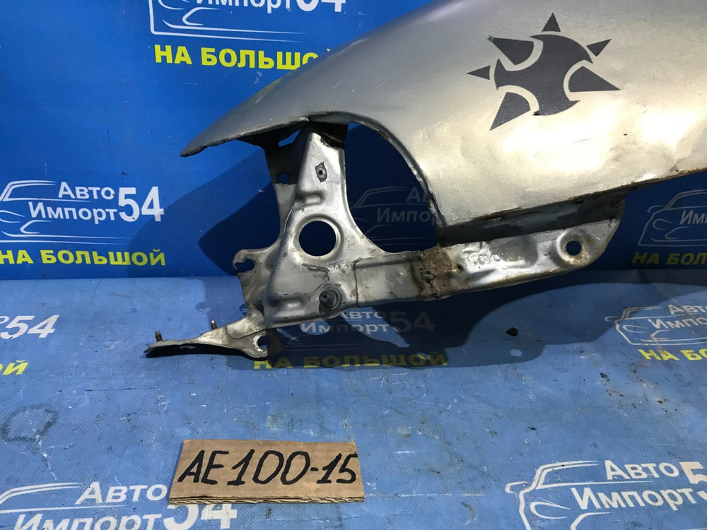 Крыло переднее левое TOYOTA SPRINTER 1992