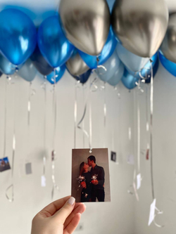 Синие воздушные шары под потолок с фото №3164