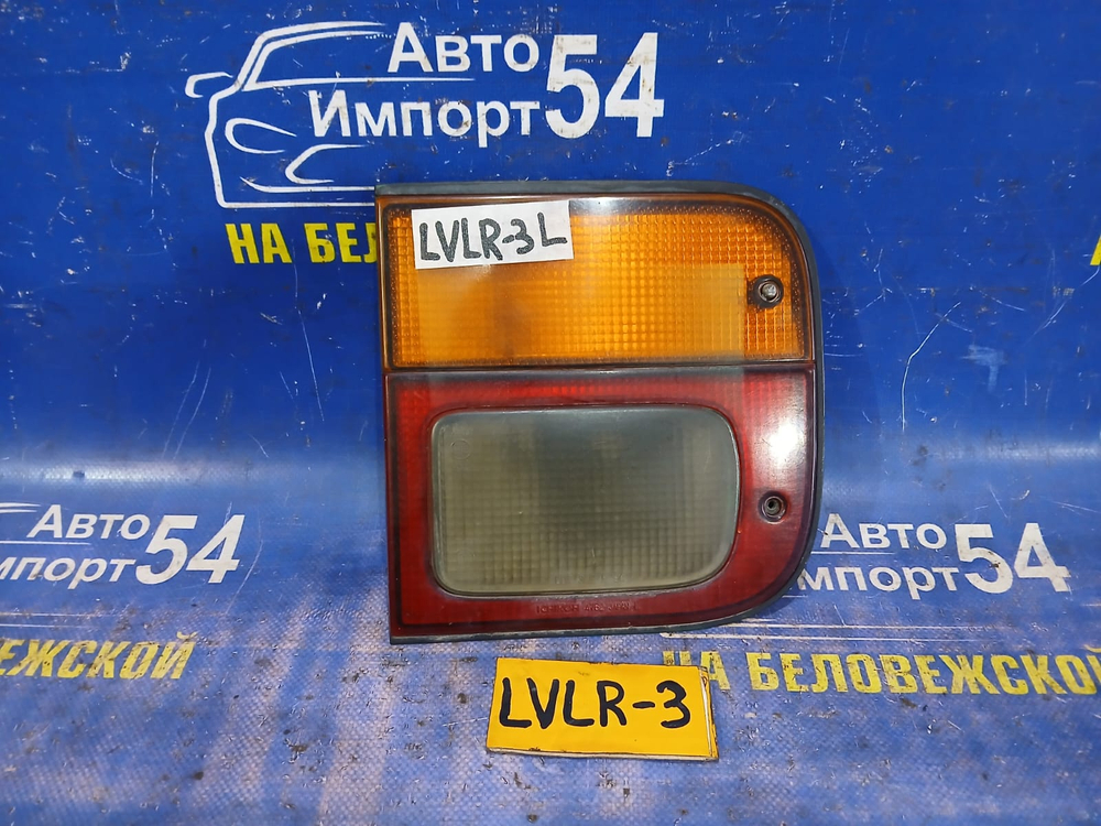 Вставка багажника левая MAZDA MPV 1997