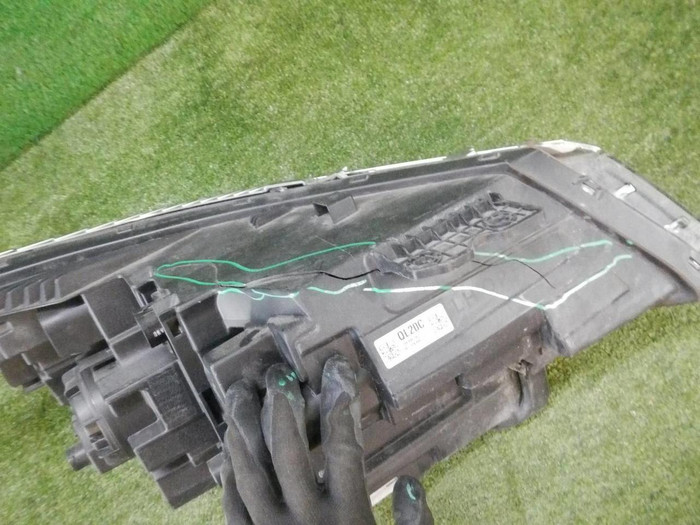 Битая Фара левая Kia Seltos (2019-н.в.) LED