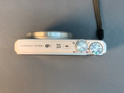 Nikon Coolpix S7000