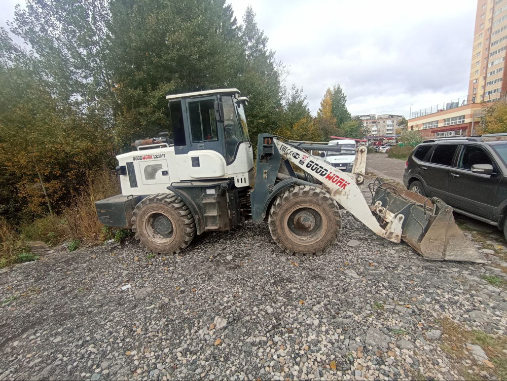 GOODWORK LX* Фронтальный погрузчик LX300F (Дизельный, 3,9 л, 95 л.с., МТ)