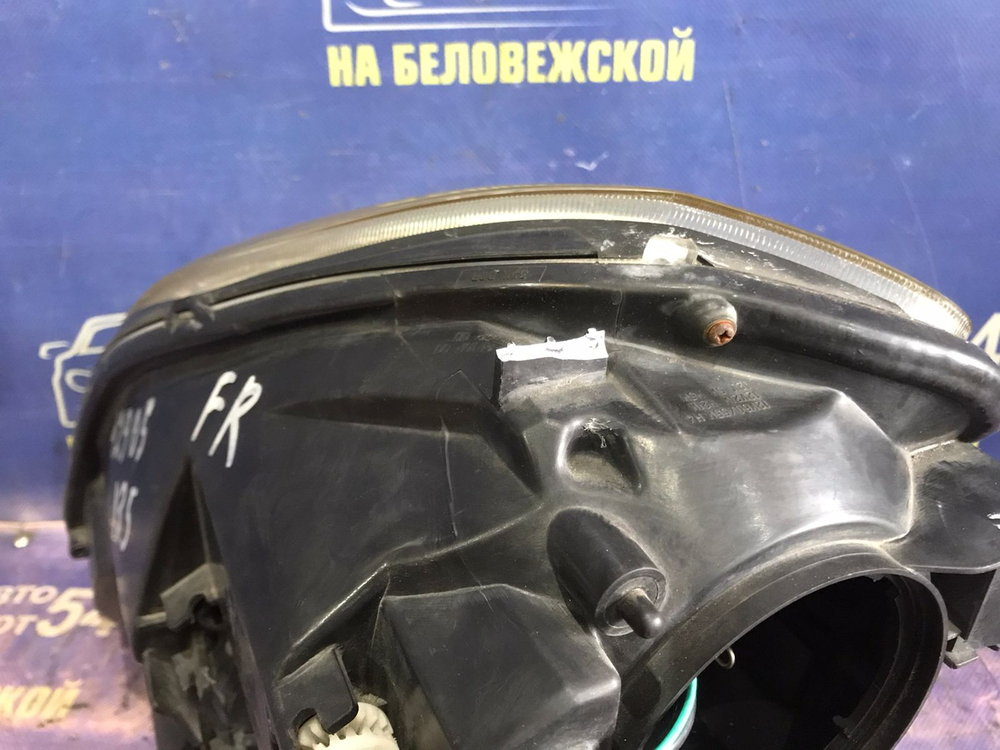 Фара передняя правая NISSAN SKYLINE 2001-2004