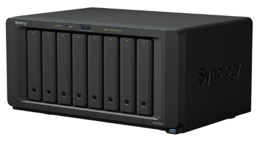 Сетевой накопитель Synology DS1823XS+