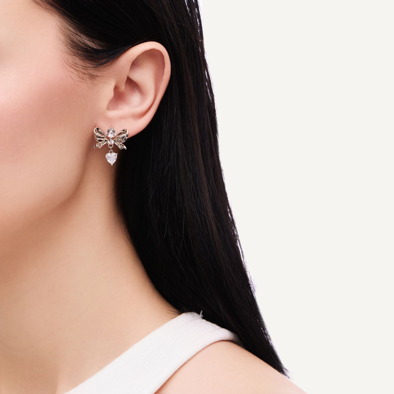 Серьги Twilight Petal Earrings