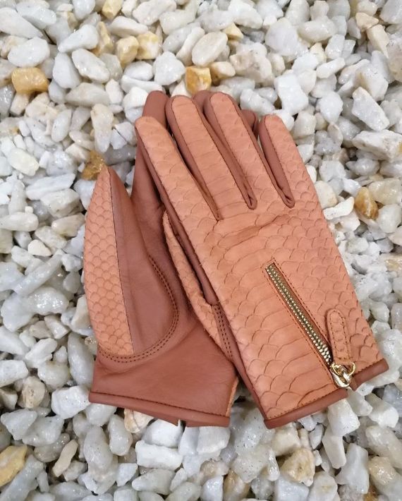 Перчатки из кожи питона AC-75