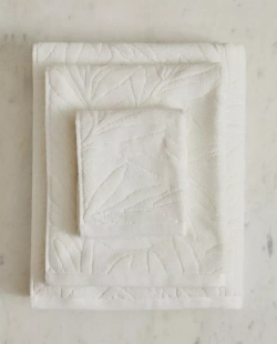 ZARA HOME ЖАККАРДОВОЕ БАННОЕ ПОЛОТЕНЦЕ, СВЕТЛОЕ ЗОЛОТО