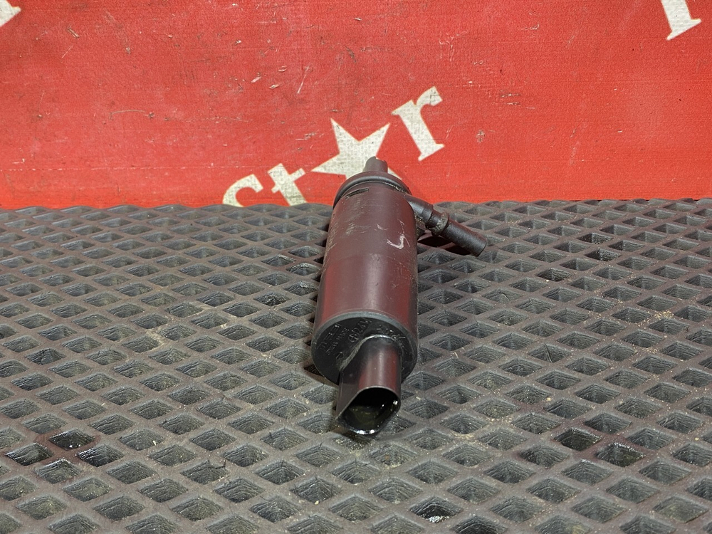 Насос омывателя фар