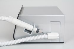 FeetLiner Prime - Педикюрный аппарат с пылесосом и подсветкой