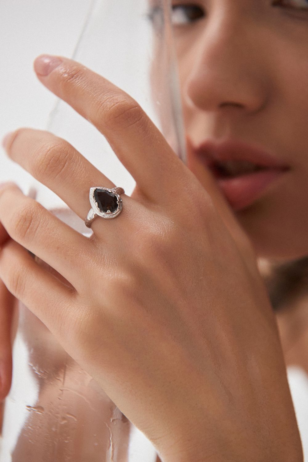 Кольцо Crystal Drop с раухтопазом