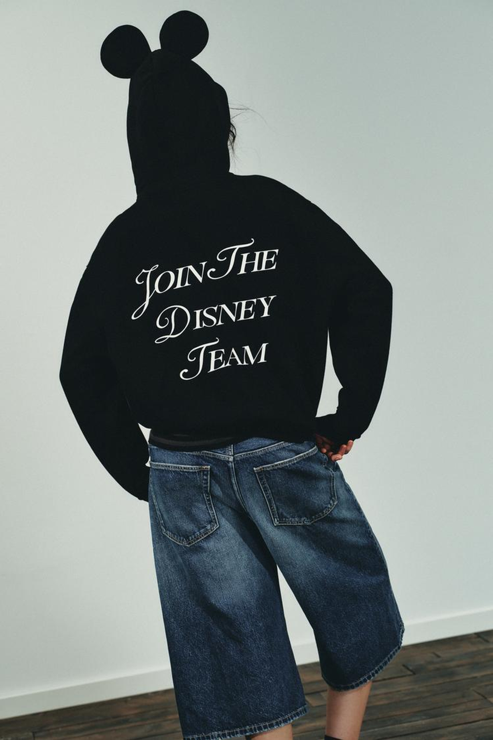 ZARA ТОЛСТОВКА С ТЕКСТОМ ©DISNEY, ЧЕРНЫЙ