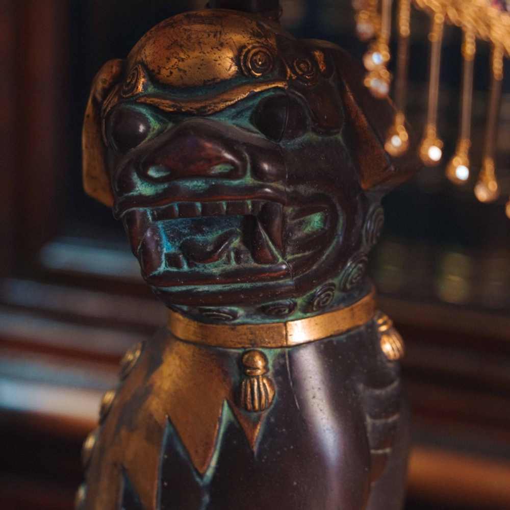 Пара настольных ламп с фигурами собак ФО (китайских львов-хранителей)