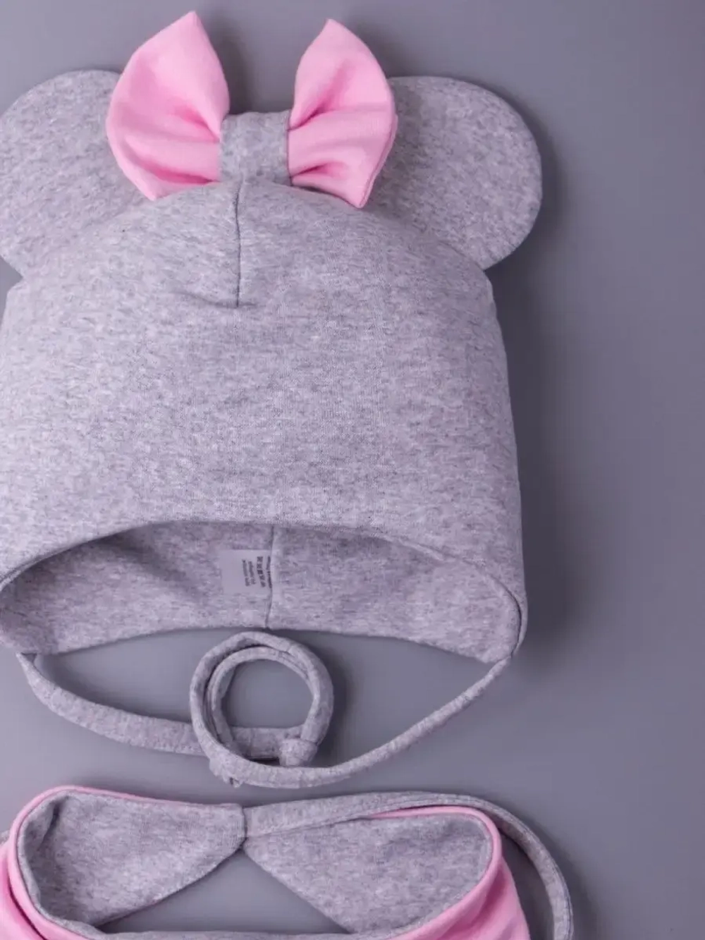 Шапка для девочек с ушками и снуд на осень