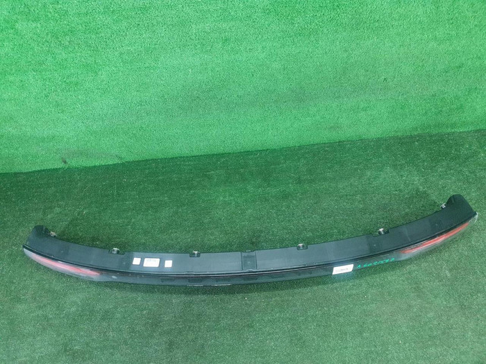 Фонарь крышки багажника Porsche Cayenne 3 (17-23)