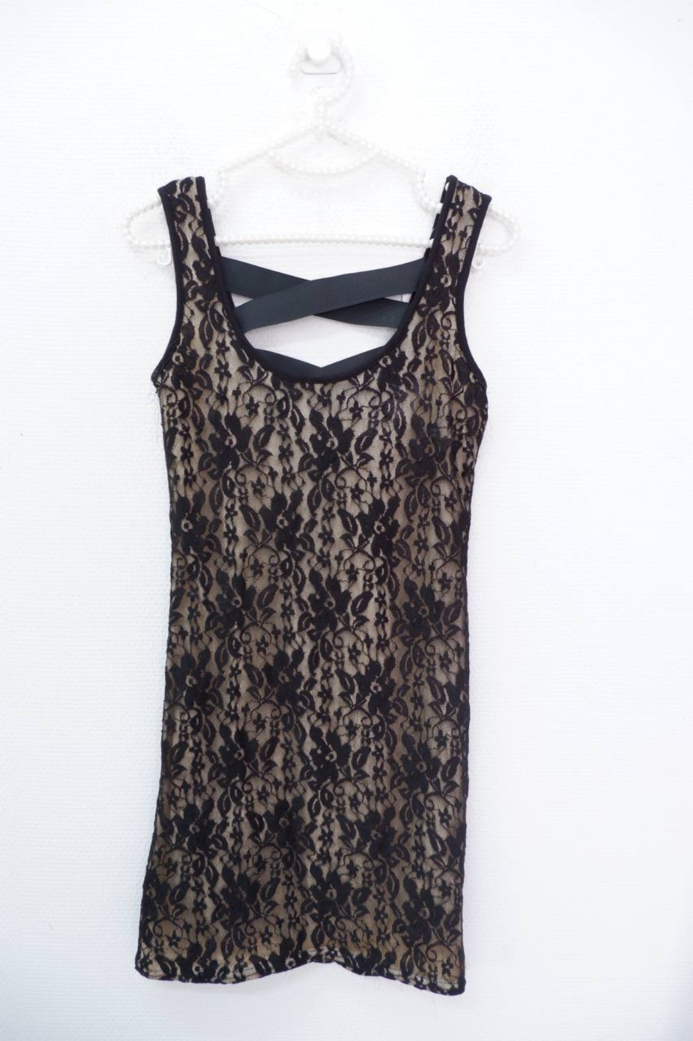 Платье кружевное 42 размер