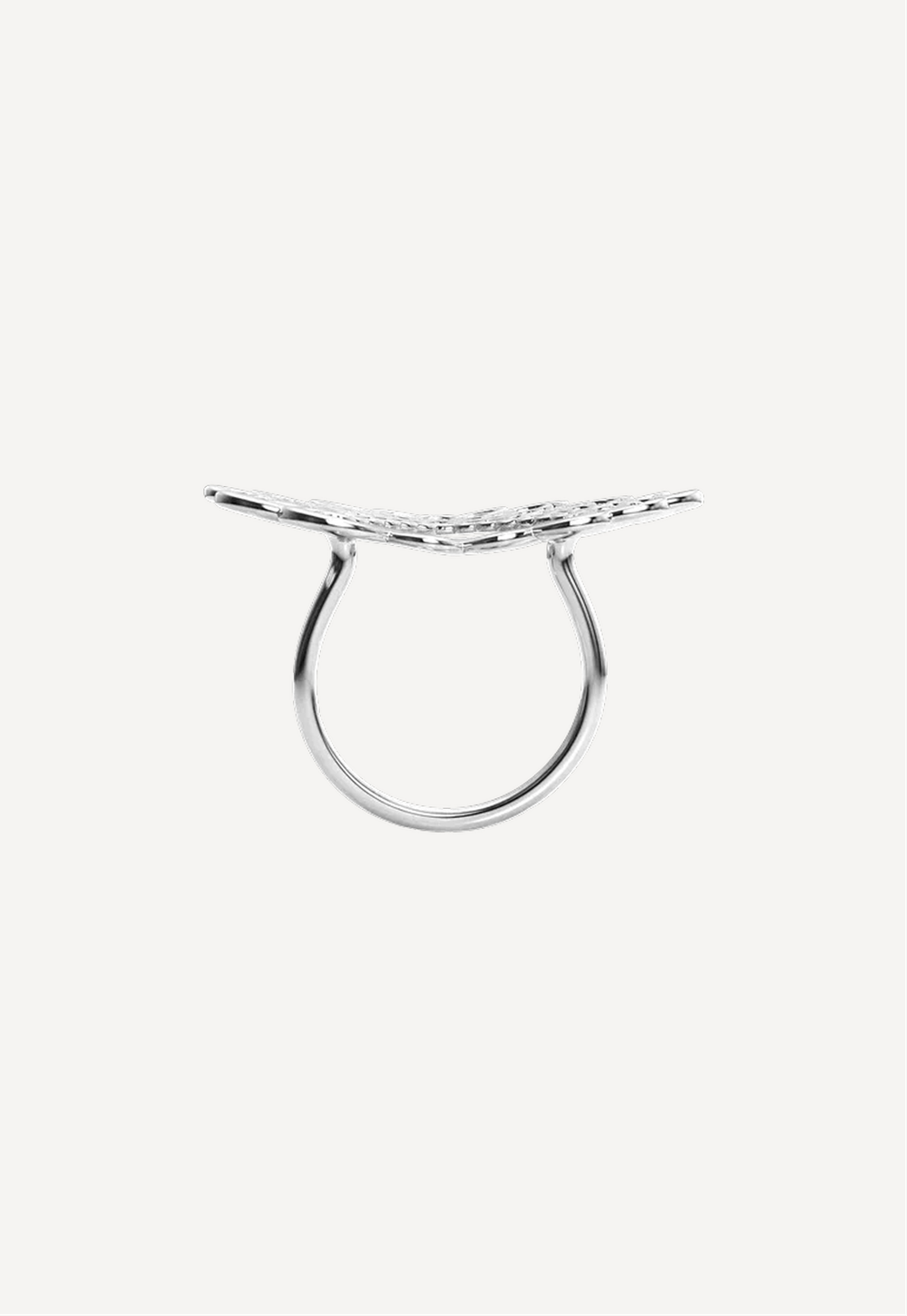 Коктейльное кольцо из серебра "Большое кружевное сердце"