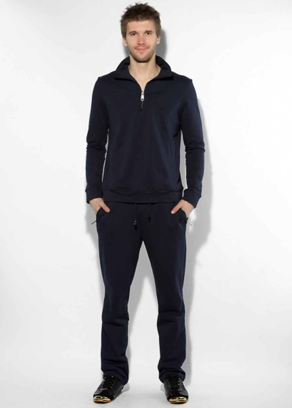 Спортивные костюмы