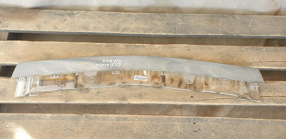 Накладка переднего бампера Mercedes GLE (C292) 15-19 Б/У Оригинал A2928852200