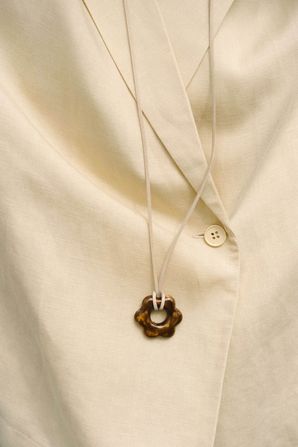 Подвес Цветок maxi на шнурке, коричневый, керамика