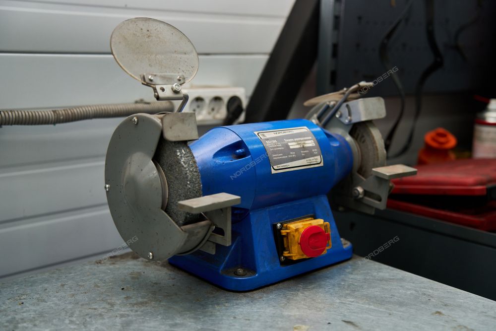 NORDBERG (EG1505) Заточной станок профессиональный, Ø 150 мм, 220 В